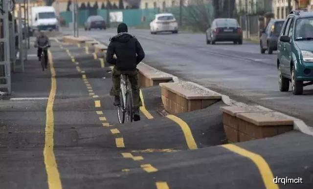 Ảnh: Những thiết kế đi vào lòng đất chỉ có người IQ vô cực mới hiểu được-10