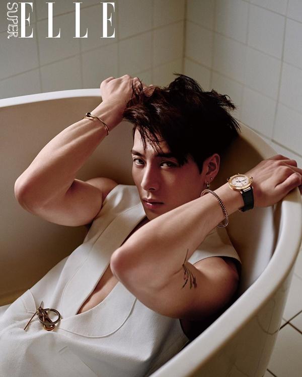 Nhìn không cũng chóng mặt với con số follow khủng trên Instagram các idol K-pop-16