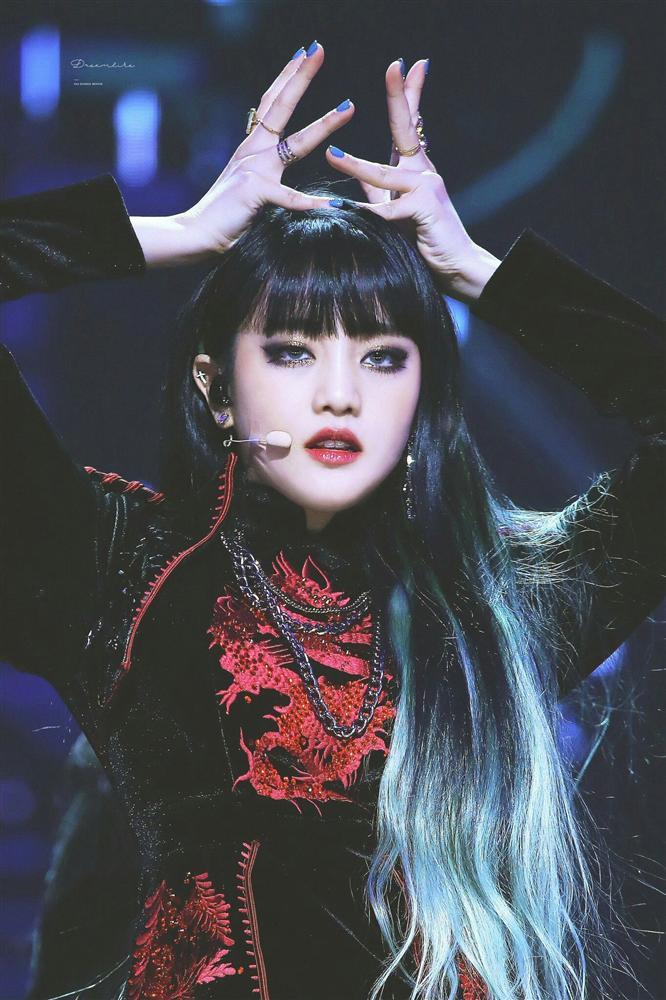 Những idol được kỳ vọng sớm ra solo: BLACKPINK Rosé, EXO D.O. là nỗi khao khát-6