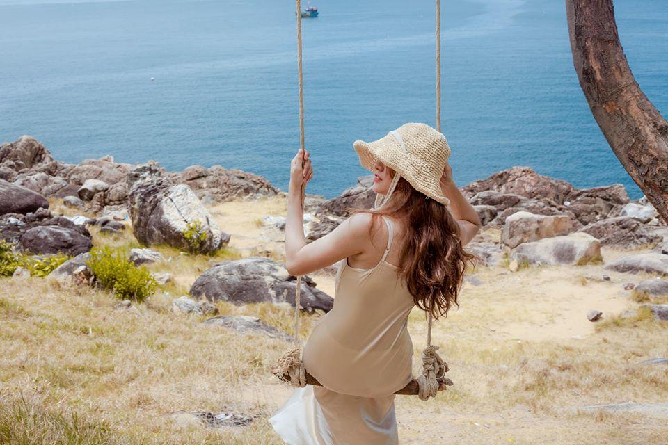 9X xinh đẹp kể chuyện đi Đà Nẵng 10 lần không chán, tìm thấy cả thảo nguyên Đà Lạt nơi đây-5