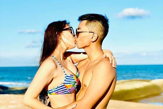 Khánh Thi khẳng định chủ quyền với Phan Hiển, sắc bén thế này thì ai dám 'tòm tem'?