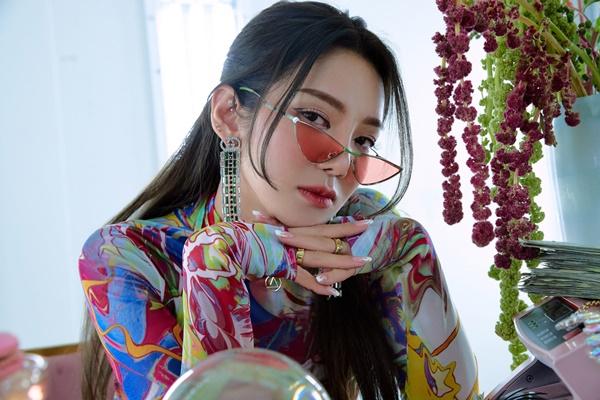 Hyoyeon tung MV cực chất nhưng fan suýt ngất tưởng xem nhầm kênh-3