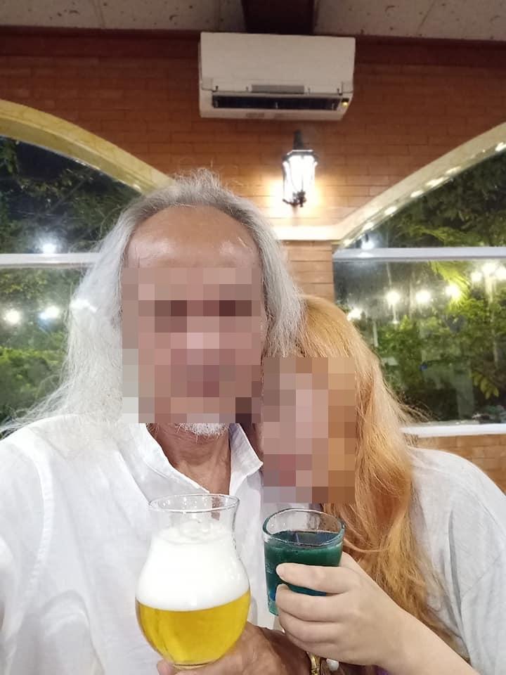 Nghệ nhân đàn tranh nổi tiếng Việt Nam nhiều lần ôm ấp, tiếp xúc cơ thể học viên-7