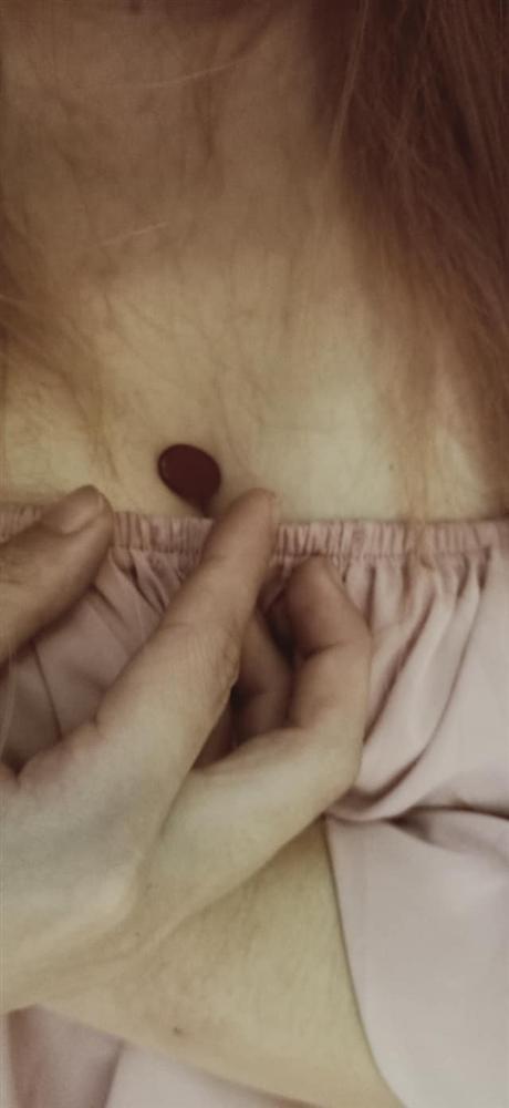 Nghệ nhân đàn tranh nổi tiếng Việt Nam nhiều lần ôm ấp, tiếp xúc cơ thể học viên-11