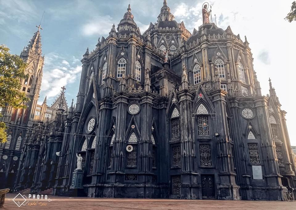 Trầm trồ ngôi trường ma thuật trong Harry Potter ngay giữa lòng Nam Định-1