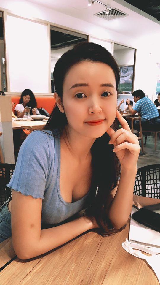 Midu khoe vẻ đẹp trong sáng, không ngờ mọi ánh mắt chỉ đổ dồn vòng 1 lấp ló-3