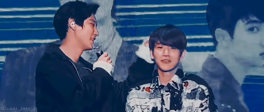 Những cặp đôi tình bể bình trong nhóm nhạc nam khiến hội hủ nữ bấn loạn-22