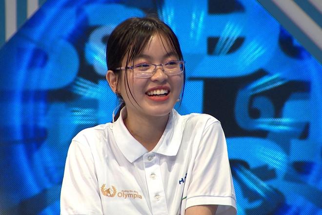 Những cô gái được chú ý nhờ ngoại hình tại Đường lên đỉnh Olympia-5