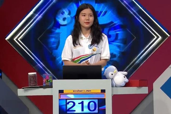 Những cô gái được chú ý nhờ ngoại hình tại Đường lên đỉnh Olympia-6