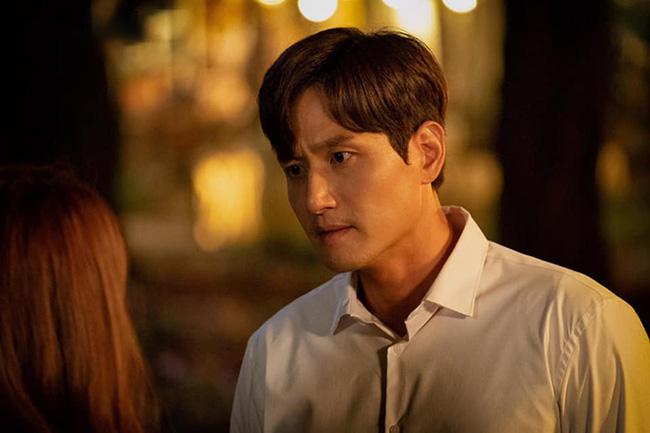 Hí hửng khi đồng nghiệp của vợ dụ vào nhà nghỉ nhưng tỉnh dậy mới rụng rời chân tay vì sự thật-1