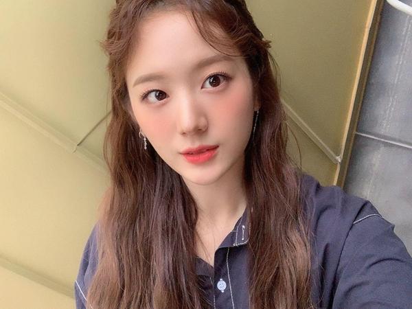 Jang Gyuri sinh năm 1997, là thành viên của nhóm Fromis 9. Cô debut thông qua show sống còn Idol School trên Mnet trong năm 2017. Ngay sau đó, Jang Gyuri tiếp tục tham gia chương trình truyền hình thực tế Produce 48 nhưng xếp hạng chung cuộc ở vị trí 25.