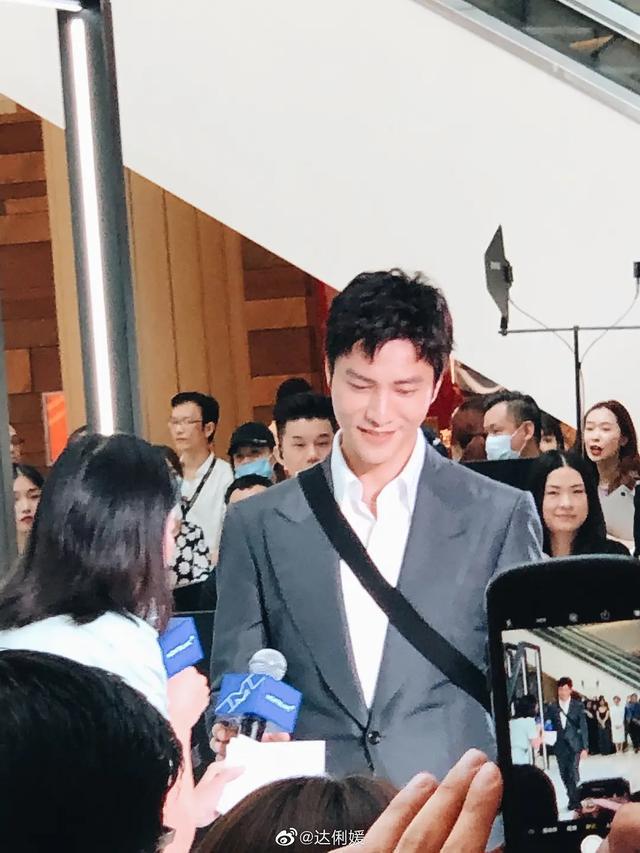 Không nhận ra Trần Khôn sau khi giảm 10kg, dung mạo xuất sắc ngỡ ngàng-9