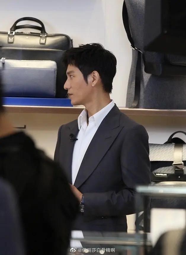 Không nhận ra Trần Khôn sau khi giảm 10kg, dung mạo xuất sắc ngỡ ngàng-7