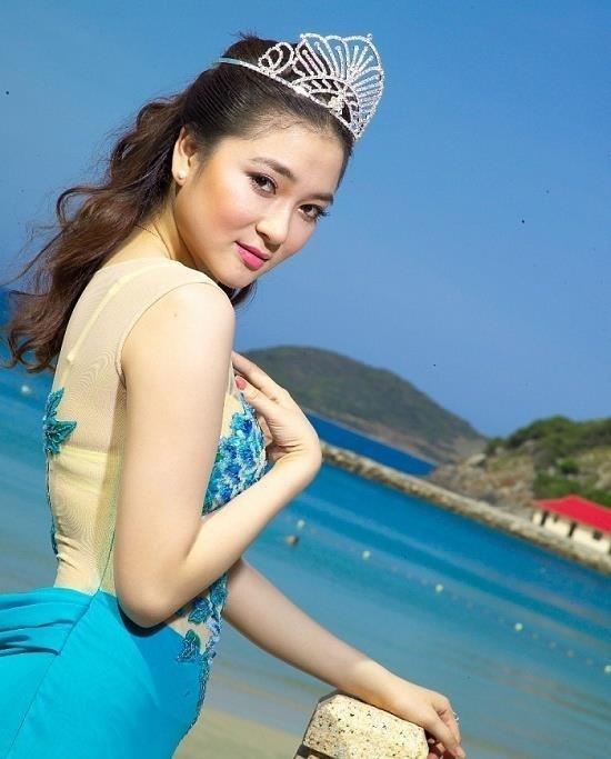 Cuộc sống biến động của Hoa hậu Nguyễn Thị Huyền và hai á hậu-2