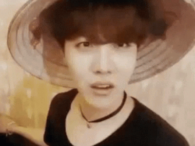 Các thánh lố nổi tiếng giới idol khiến fan nhiều lúc chỉ biết quỳ sống-11