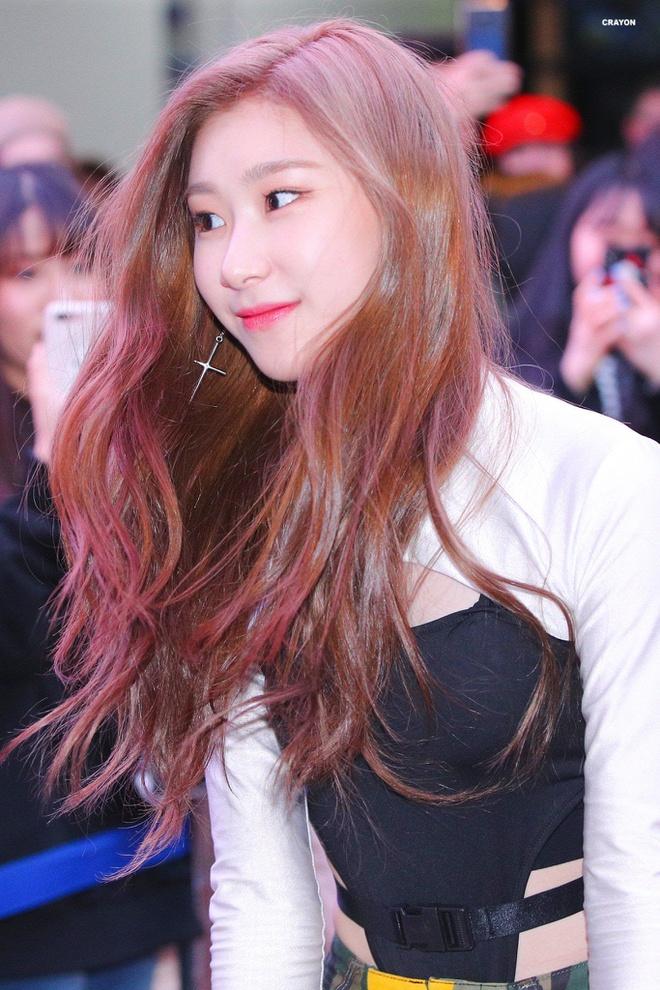 TWICE bị đồng nghiệp cùng công ty né tránh-1