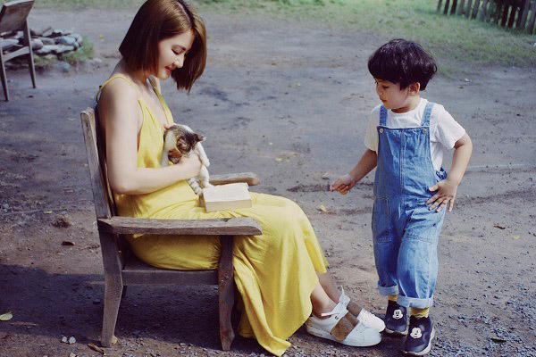 Người bí ẩn tặng hoa Ngọc Lan, dân mạng thi nhau réo tên chồng cũ Thanh Bình-4