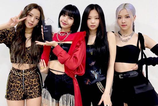 BLACKPINK vượt TWICE và Red Velvet trở thành nhóm nữ ẵm nhiều cúp âm nhạc nhất 2020, phá luôn kỷ lục của chính mình trước đó