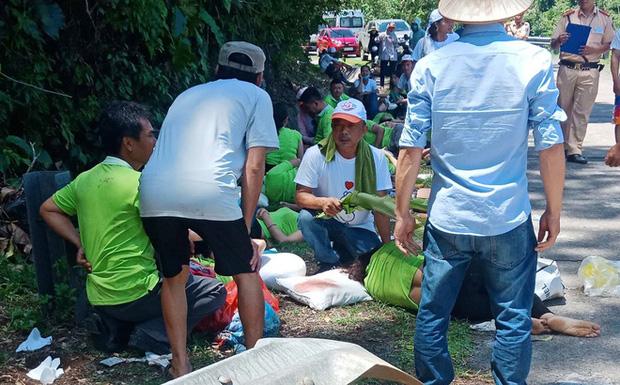 Tai nạn xe khách thảm khốc ở Quảng Bình: Các nạn nhân là cựu học sinh đi họp lớp, số người chết tăng lên 13-3