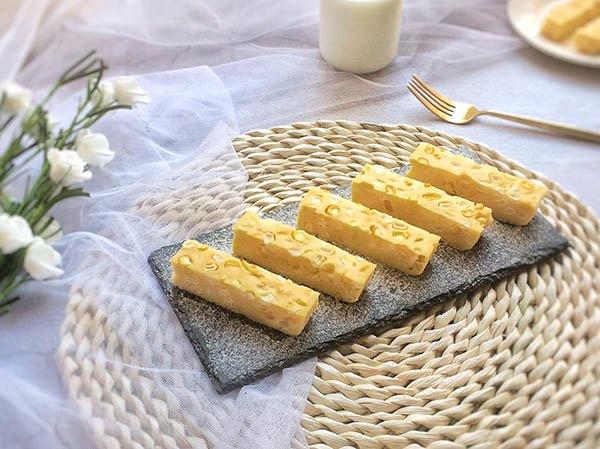 Chán ăn luộc, đem ngô đi hấp kiểu này cả nhà có ngay bữa ăn sáng ngon miệng-8