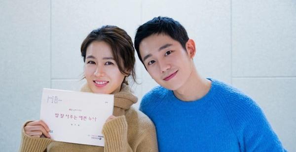 Son Ye Jin khen ngợi bạn diễn nam: Hyun Bin không được chị đẹp ưu ái bằng người này-8