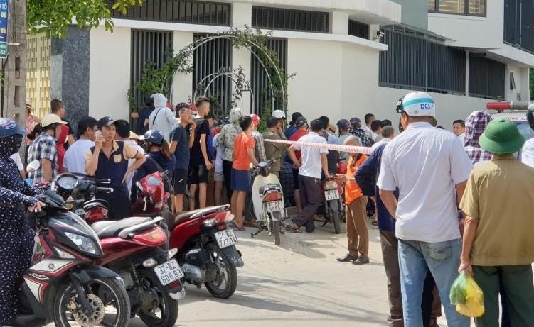 Nghệ An: Người phụ nữ bất ngờ bị chặn giữa đường đâm tử vong-1