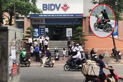 NÓNG: Hai đối tượng nổ súng cướp ngân hàng BIDV Hà Nội giữa ban ngày