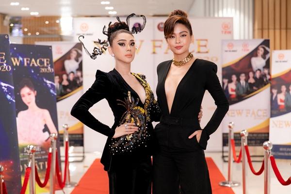 Lâm Khánh Chi khoe trang sức hột xoàn siêu to khổng lồ giá gần 50 tỷ-8