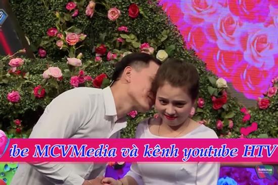 'Cực phẩm' cô giáo đi show hẹn hò: MC khen nức nở, mẹ chàng trai ưng từ cái nhìn đầu tiên