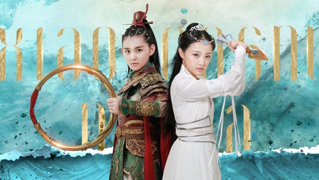 Không những thế, phim còn gây sốc với lối xây dựng tình cảm nhân vật khi để Na Tra (Tưởng Y Y) có mối quan hệ yêu đương với Tiểu Long Nữ (Ngô Giai Di).