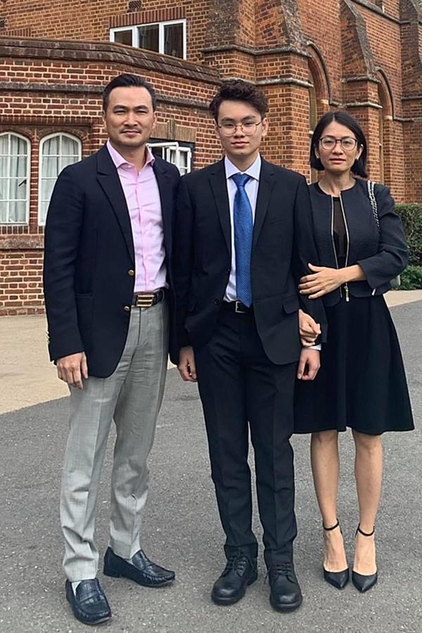 Con trai Chi Bảo: Vợ sắp cưới của ba là người tốt-1