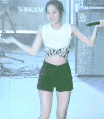 Những idol sở hữu khả năng lật mặt nhanh nhất K-pop, bạn có biết đó là ai?-12