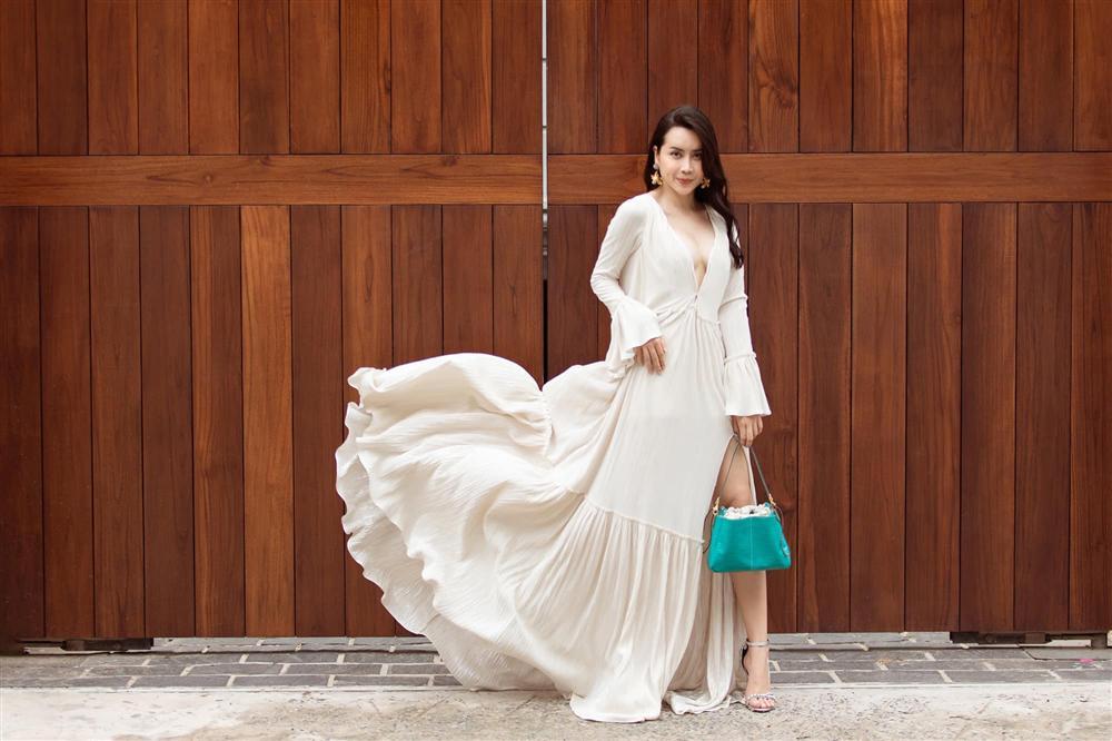 Lưu Thiên Hương - Lưu Hương Giang: Chị khẳng định không thẩm mỹ, em trốn chồng đi đại tu-8