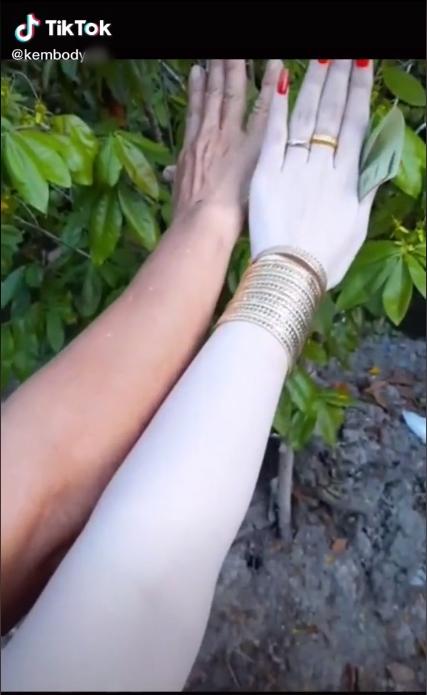 Dân buôn kem trộn tràn lên Tik Tok với những chiêu bài quảng cáo kinh dị-7