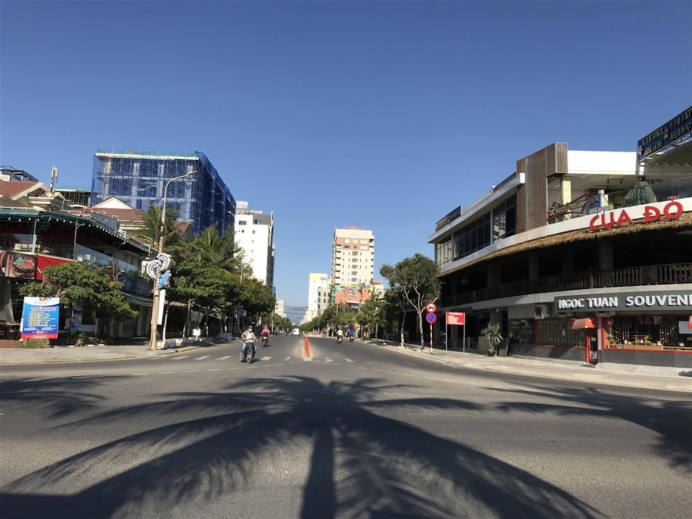 Đà Nẵng lặng lẽ trong ngày đầu tái giãn cách ly-5
