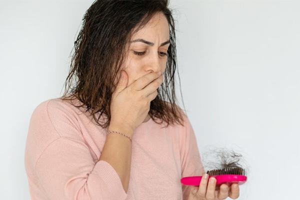 Triệu chứng mới phổ biến khiến bệnh nhân Covid-19 hoảng sợ-1