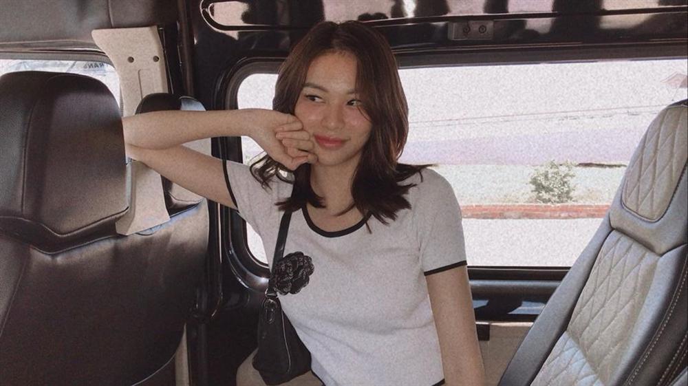 Sao Việt học thánh tạo trend Jennie tái chế ruy băng bỏ đi-2