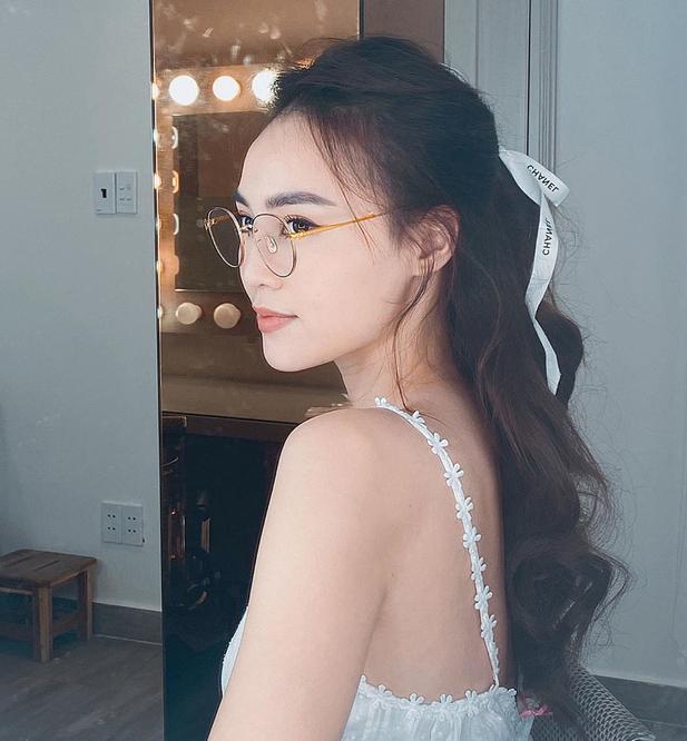 Sao Việt học thánh tạo trend Jennie tái chế ruy băng bỏ đi-9