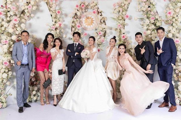 Thúy Vân nghĩ gì về màn chơi trội hơn cả cô dâu của Hoàng Thùy?-2