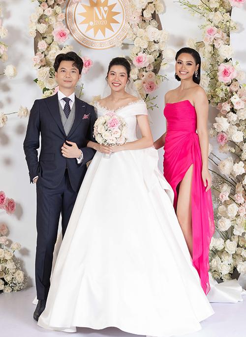 Thúy Vân nghĩ gì về màn chơi trội hơn cả cô dâu của Hoàng Thùy?-6