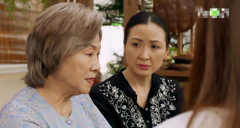 Gạo nếp gạo tẻ tập 20: Tường Vi vừa bị đuổi việc vừa trở thành tâm điểm chỉ trích của 2 cha con ăn bám-8