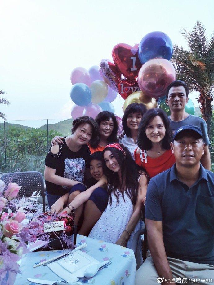 Đát Kỷ đẹp nhất màn ảnh Ôn Bích Hà trẻ trung đón tuổi 54-1