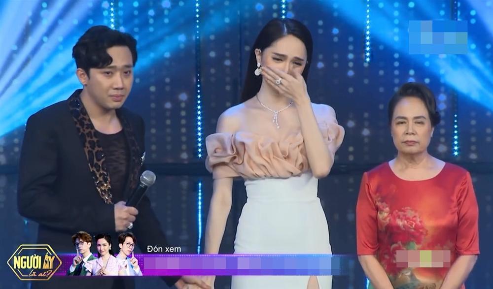 Mẹ Hương Giang khóc lạc giọng: Con tôi không bình thường, tôi chỉ cần người chăm sóc nó-2