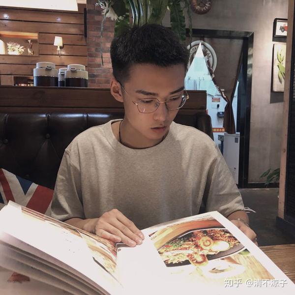 Có bạn trai cực phẩm cao 1m9, cô nàng xinh xắn chia sẻ tâm sự khiến dân mạng gato-8