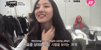 Hội em út ác quỷ nức tiếng giới idol Hàn, ngạc nhiên khi toàn gương mặt thiên thần-17