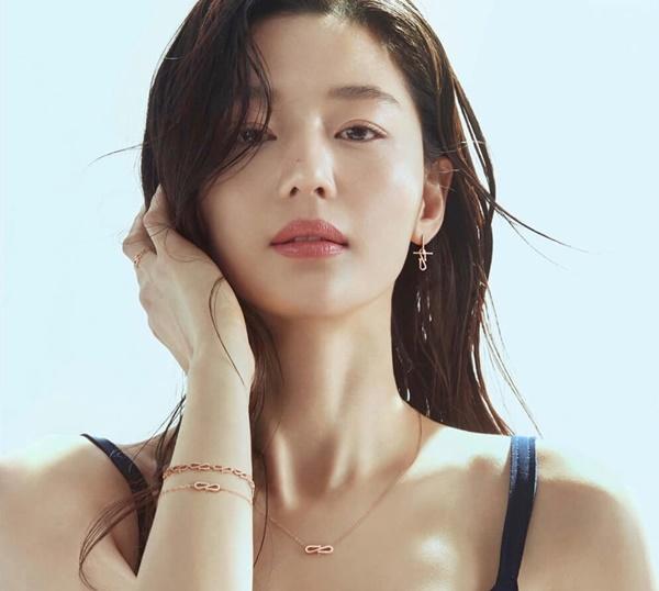 Kim Soo Hyun và những người tình ngổ ngáo trên màn ảnh-6