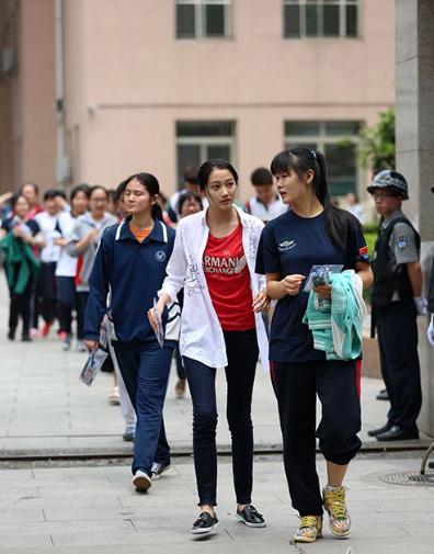 Thần đồng diễn xuất Trương Tử Phong bị tố có chút tiếng đã mắc bệnh ngôi sao-7