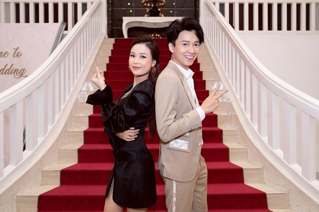 MC Quyền Linh lần đầu kể chuyện chồng ngủ đất - vợ nằm giường hàng chục năm-8