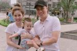 Việt Anh cho thấy hình ảnh ông bố mẫu mực sau 1 năm ly hôn