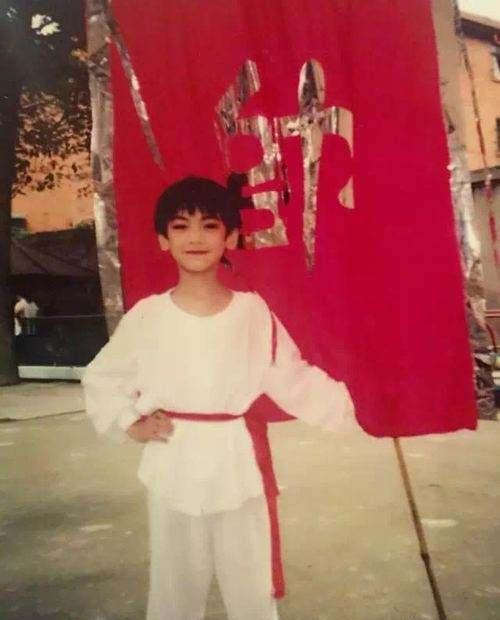 La Vân Hi: mỹ nam cổ trang từng muốn bỏ nghiệp diễn vì trầm cảm-3